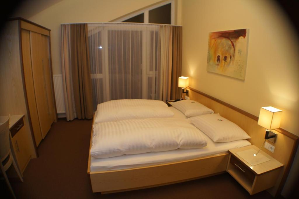 Hotel Sonneck Schladming Room photo